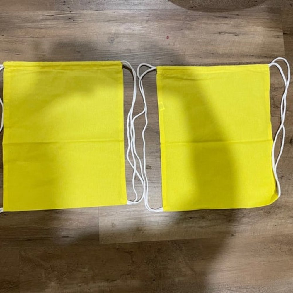 2 yellow string bags